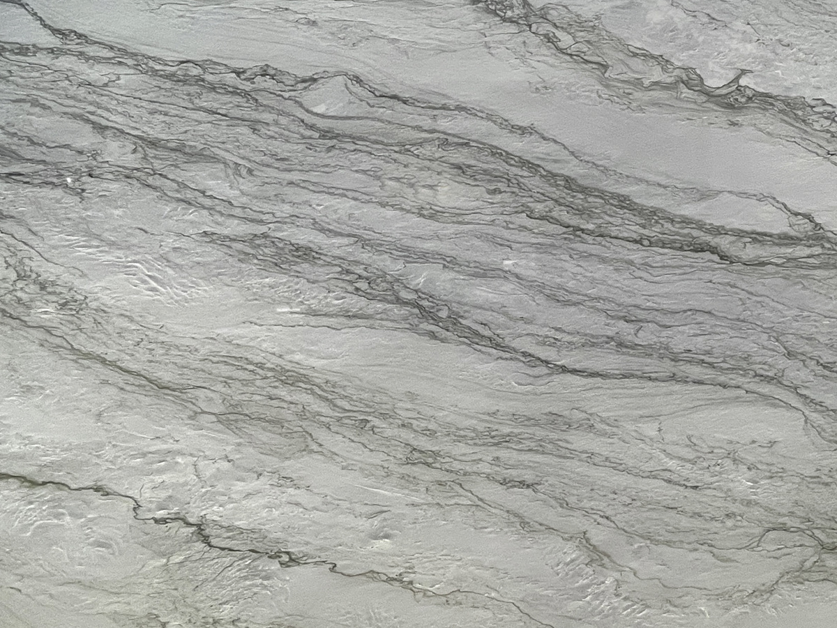 Quartzite Platinum - Polishing